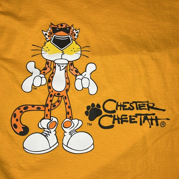 Chester cheetah Cheetos T-shirt - Picture 2 of 6